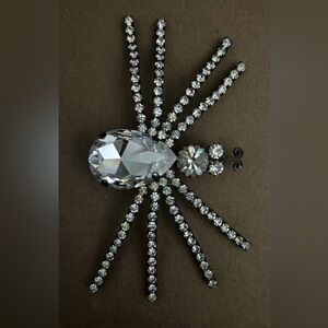 Vintage SPIDER Rhinestoned Brooch 4” x 2” in Incredible Preowned Condition